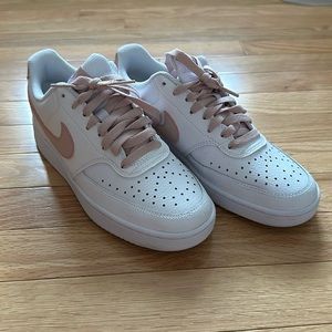 Nike Court Vision Low Sneaker!